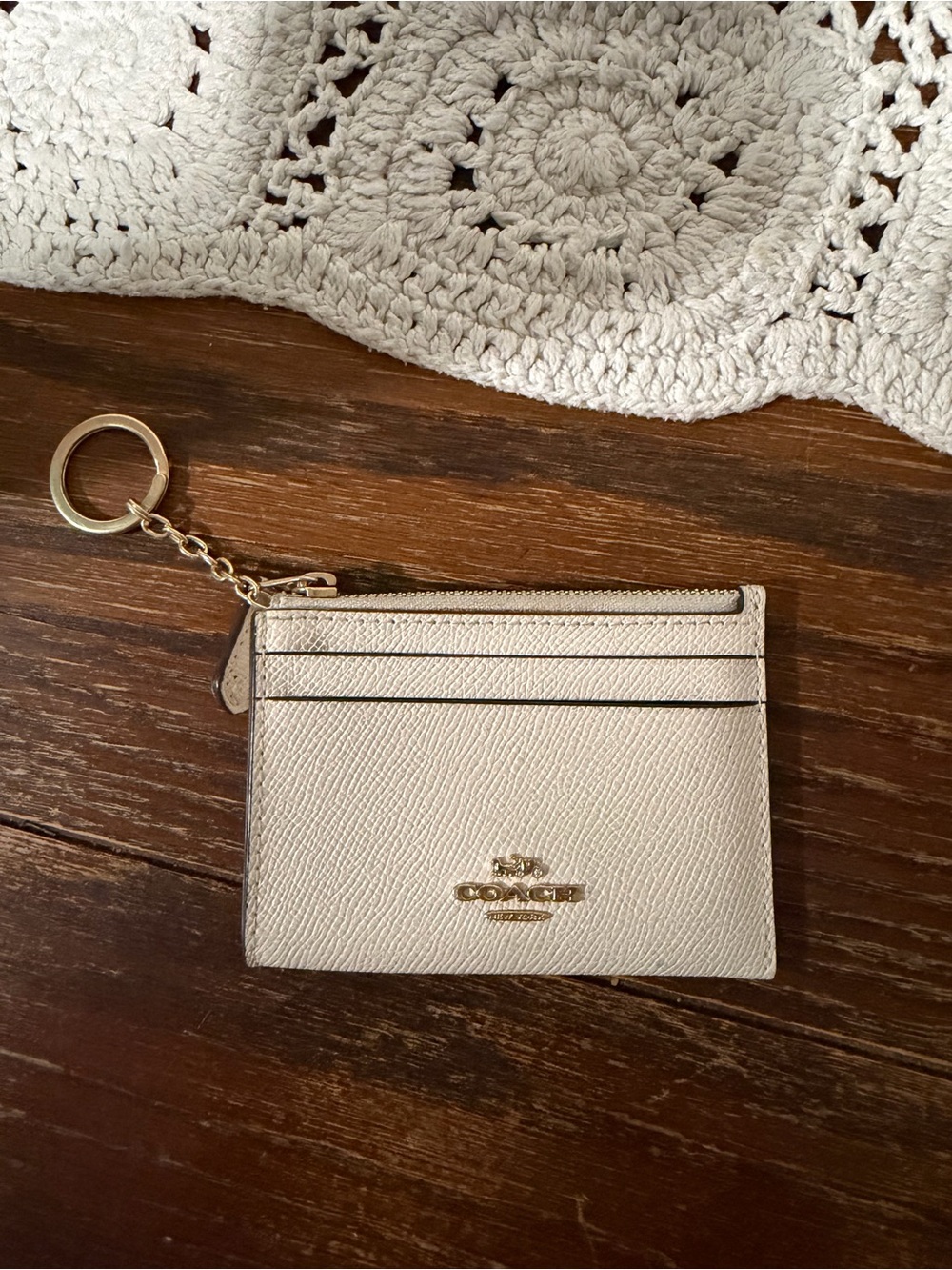 Coach Cream Leather Card Holder Key Ring with Gold Hardware